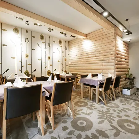 Appartement Vacationclub - Osiedle Podgorze 1b 16 *